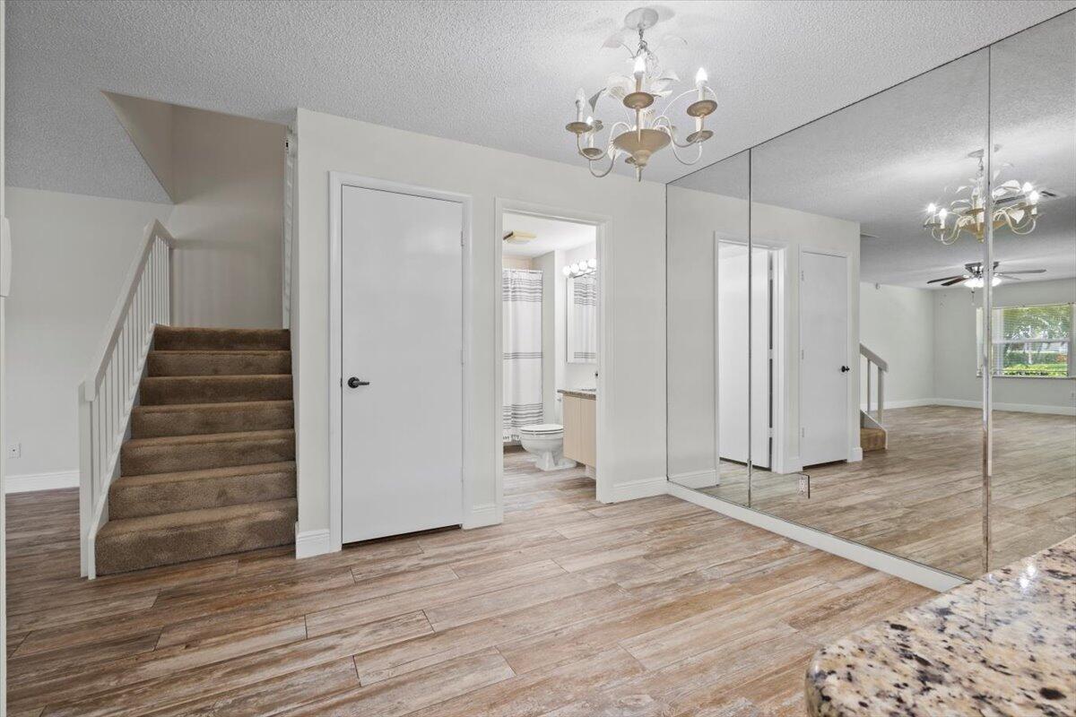 THE MEADOWS AT MARTIN DOW - Residential