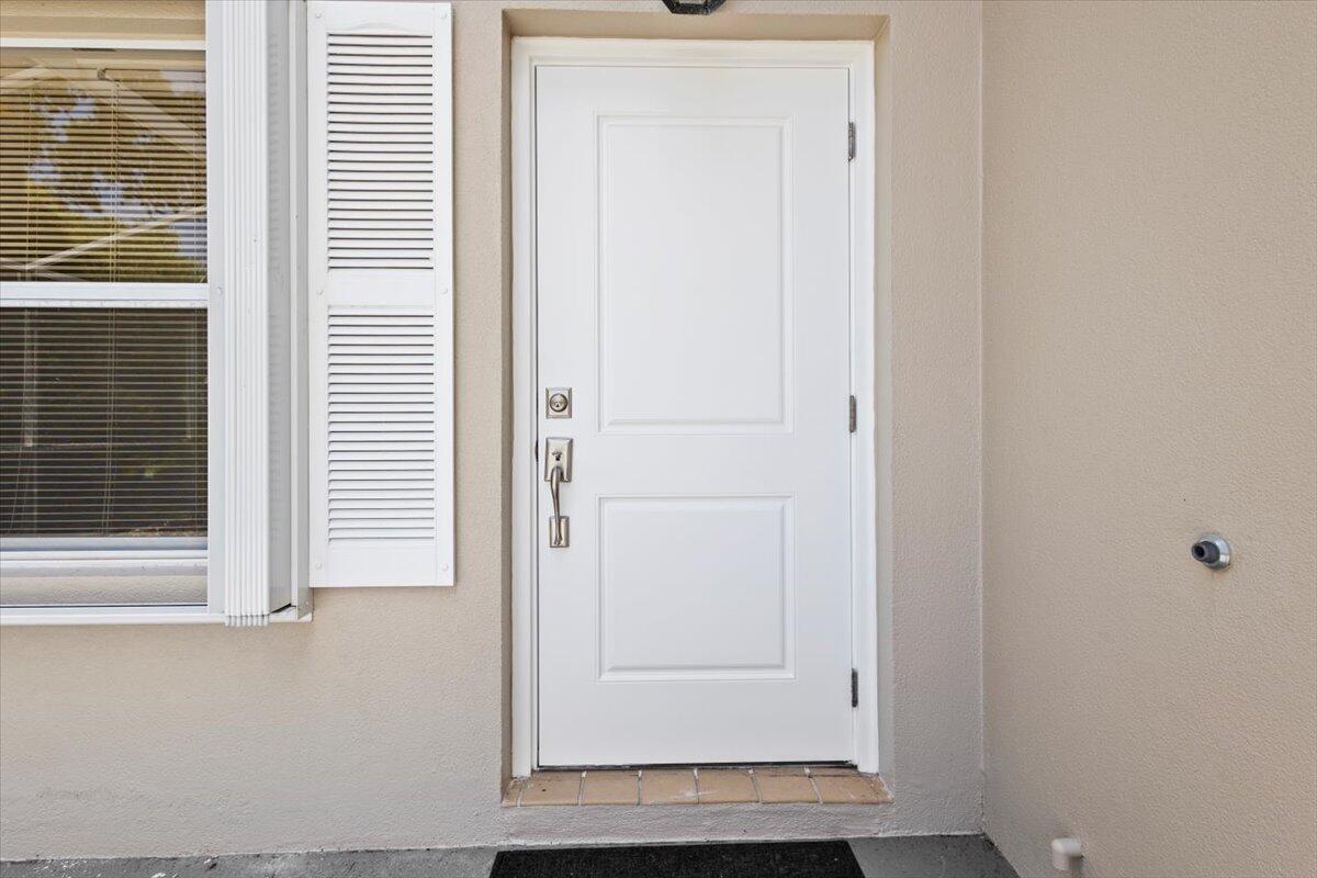 THE MEADOWS AT MARTIN DOW - Residential