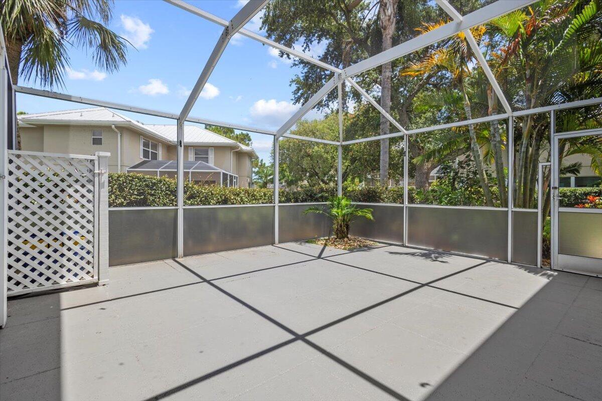 THE MEADOWS AT MARTIN DOW - Residential