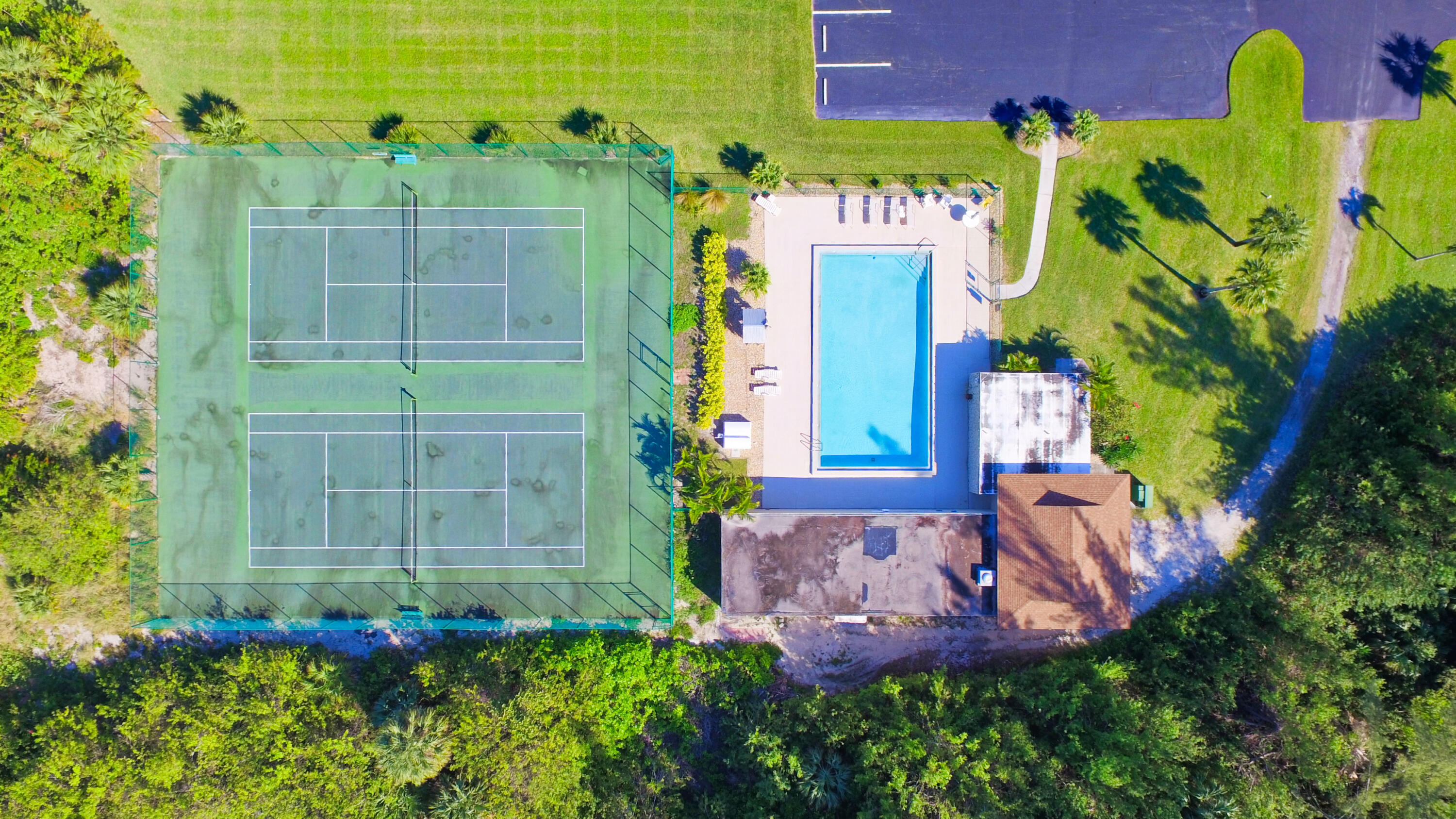 OCEAN HARBOUR VILLAS CONDOMINIUM - Residential