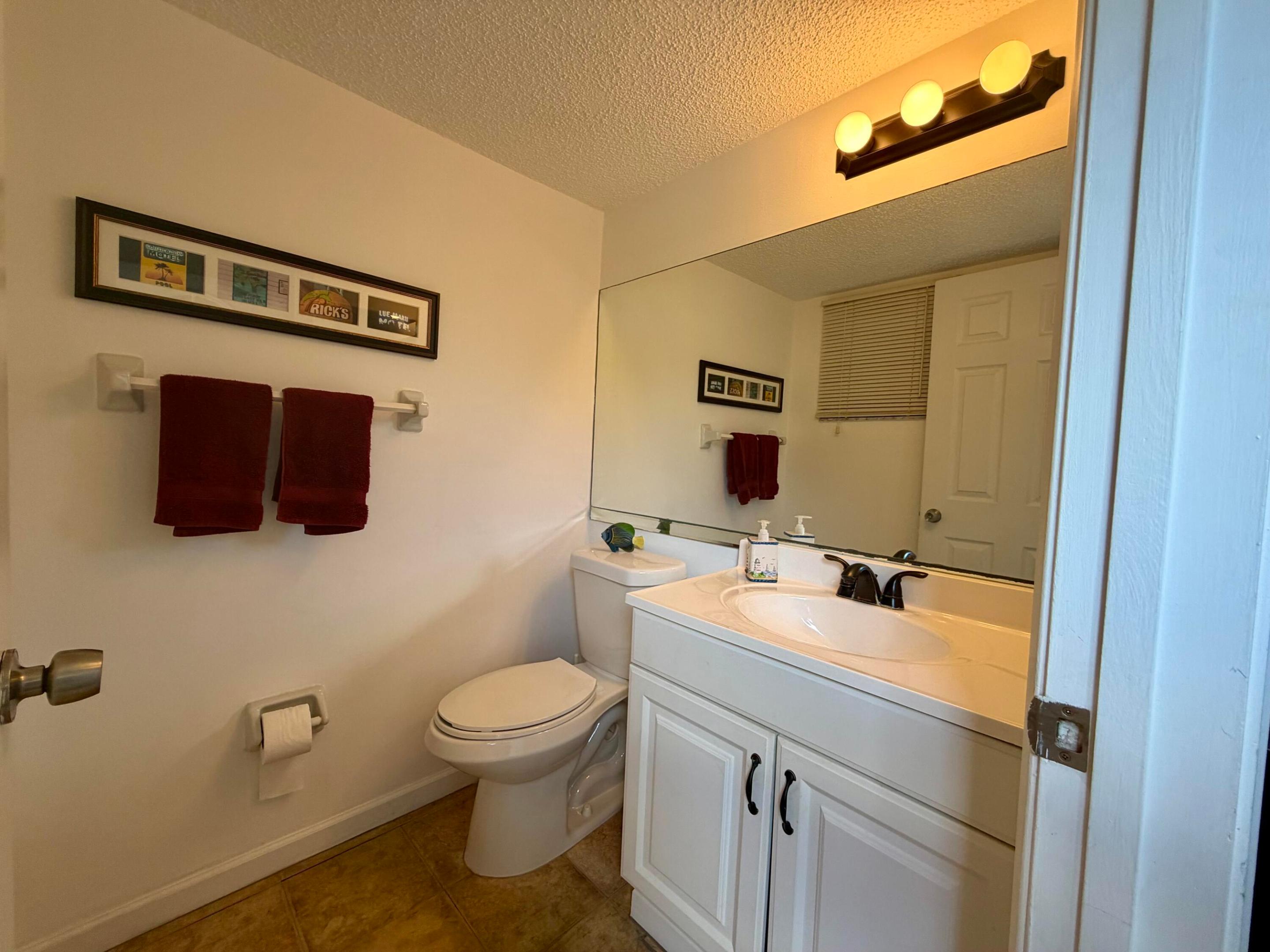 OCEAN HARBOUR VILLAS CONDOMINIUM - Residential