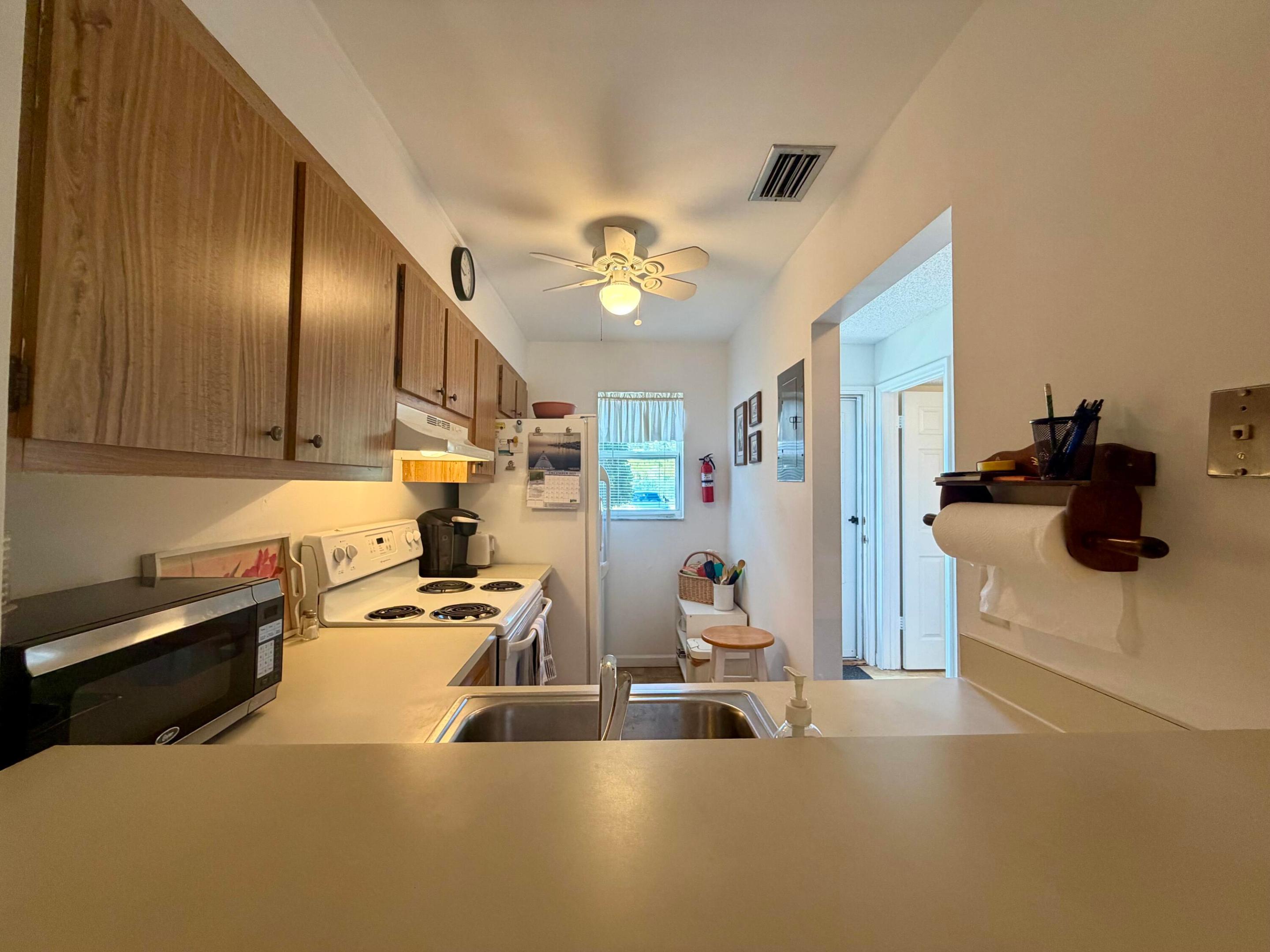 OCEAN HARBOUR VILLAS CONDOMINIUM - Residential