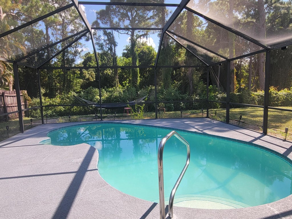 Photo of 632 SE Portage Avenue, Port Saint Lucie, FL 34984 (MLS # R11026842)