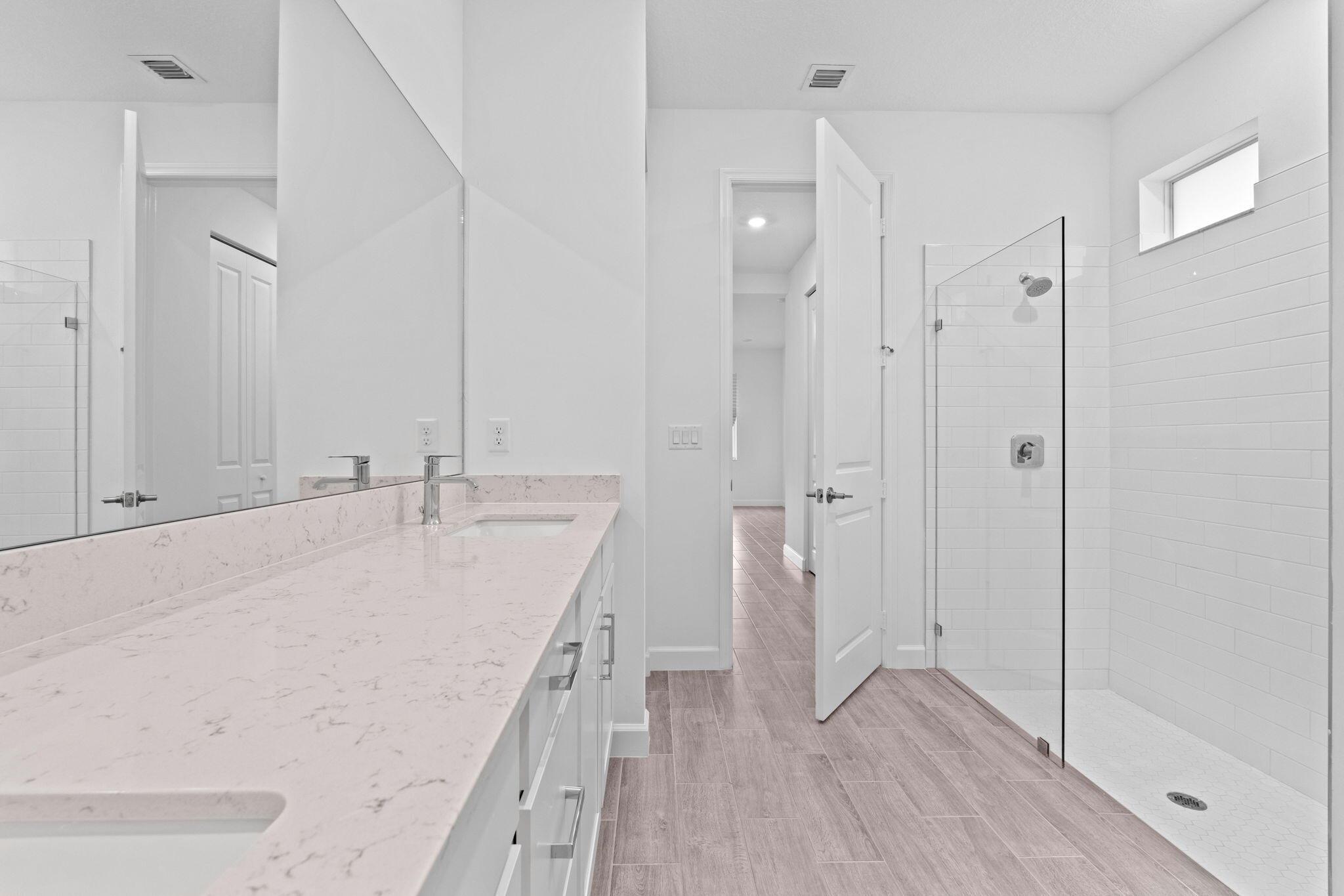 ARDEN PUD POD D SOUTHEAST - Residential Lease