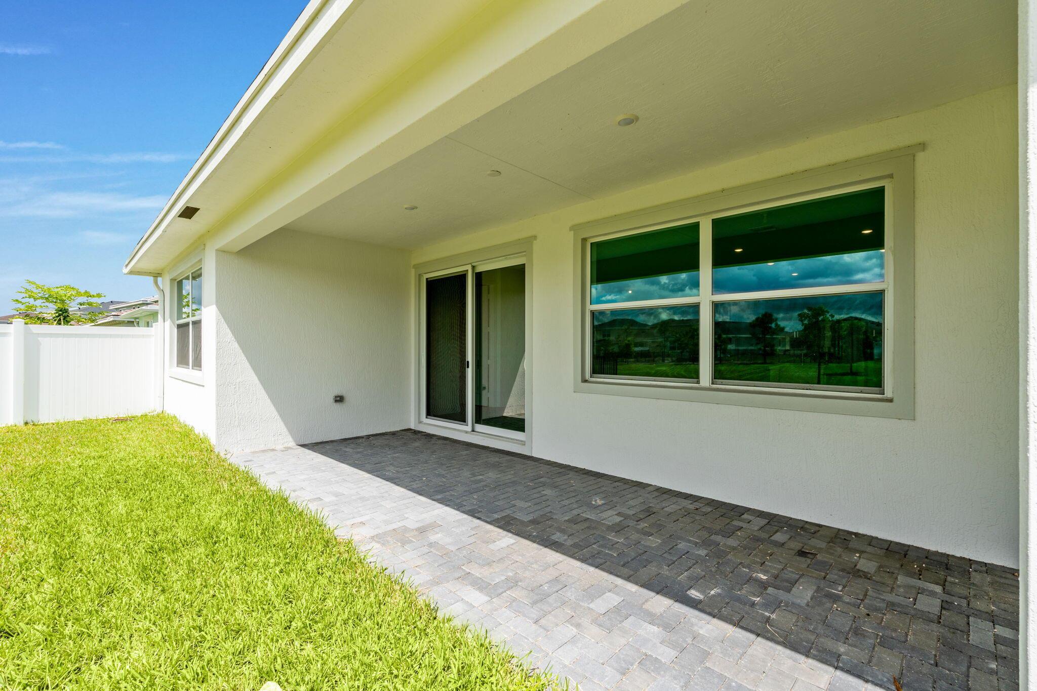 ARDEN PUD POD D SOUTHEAST - Residential Lease