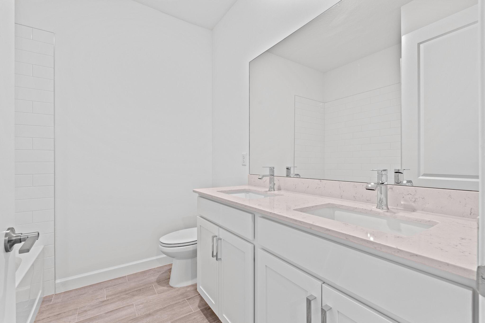 ARDEN PUD POD D SOUTHEAST - Residential Lease