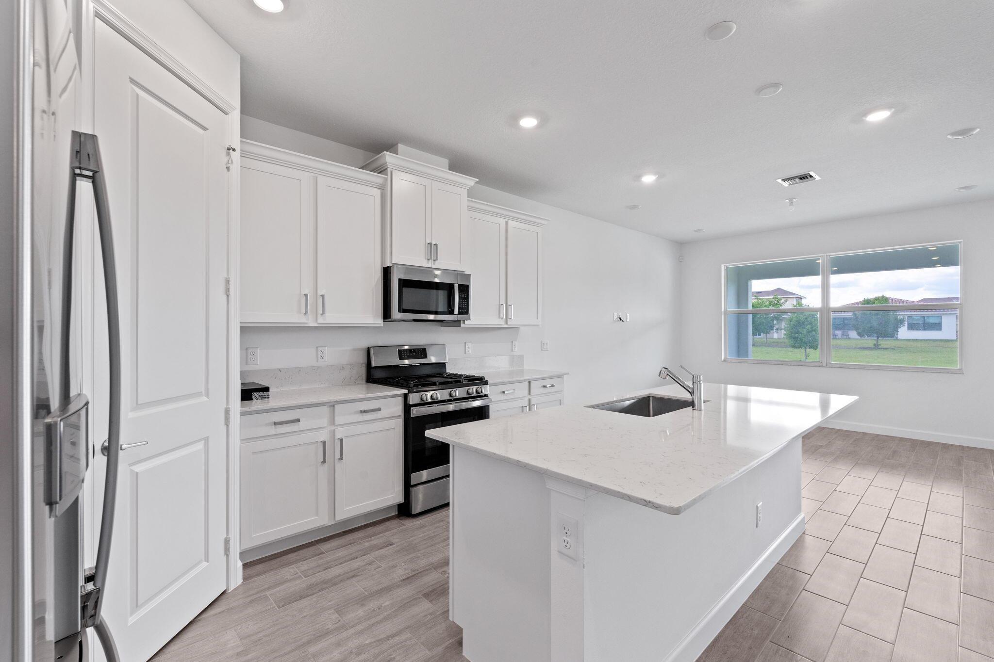 ARDEN PUD POD D SOUTHEAST - Residential Lease