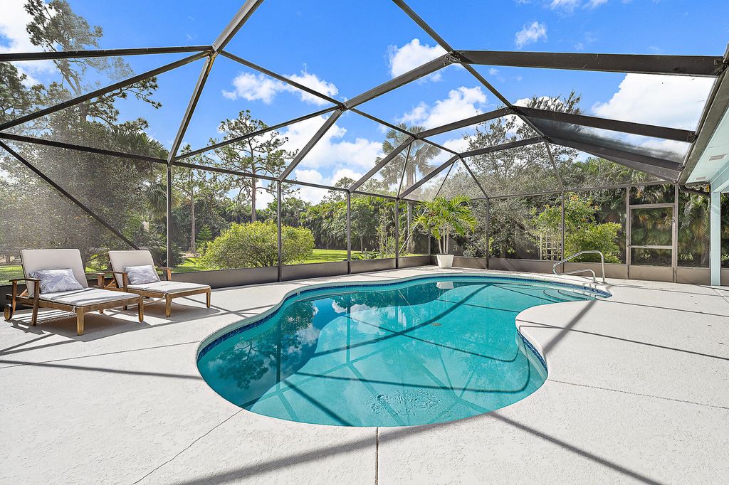 Photo of 10768 153rd Court N, Jupiter, FL 33478 (MLS # R11037311)