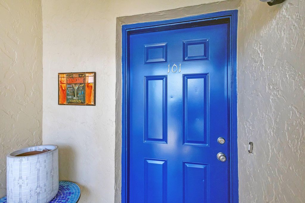 Photo of 13351 Touchstone Place #101, Palm Beach Gardens, FL 33418 (MLS # R11021225)