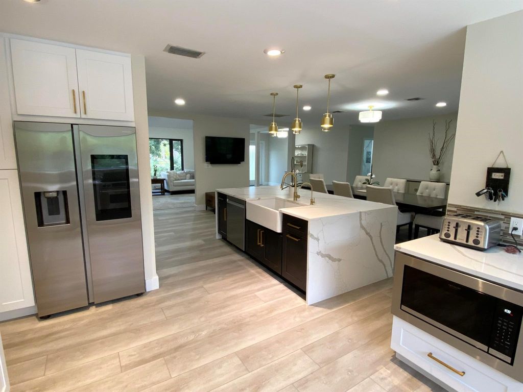 Photo of 17716 Bridle Court, Jupiter, FL 33478 (MLS # R10958236)