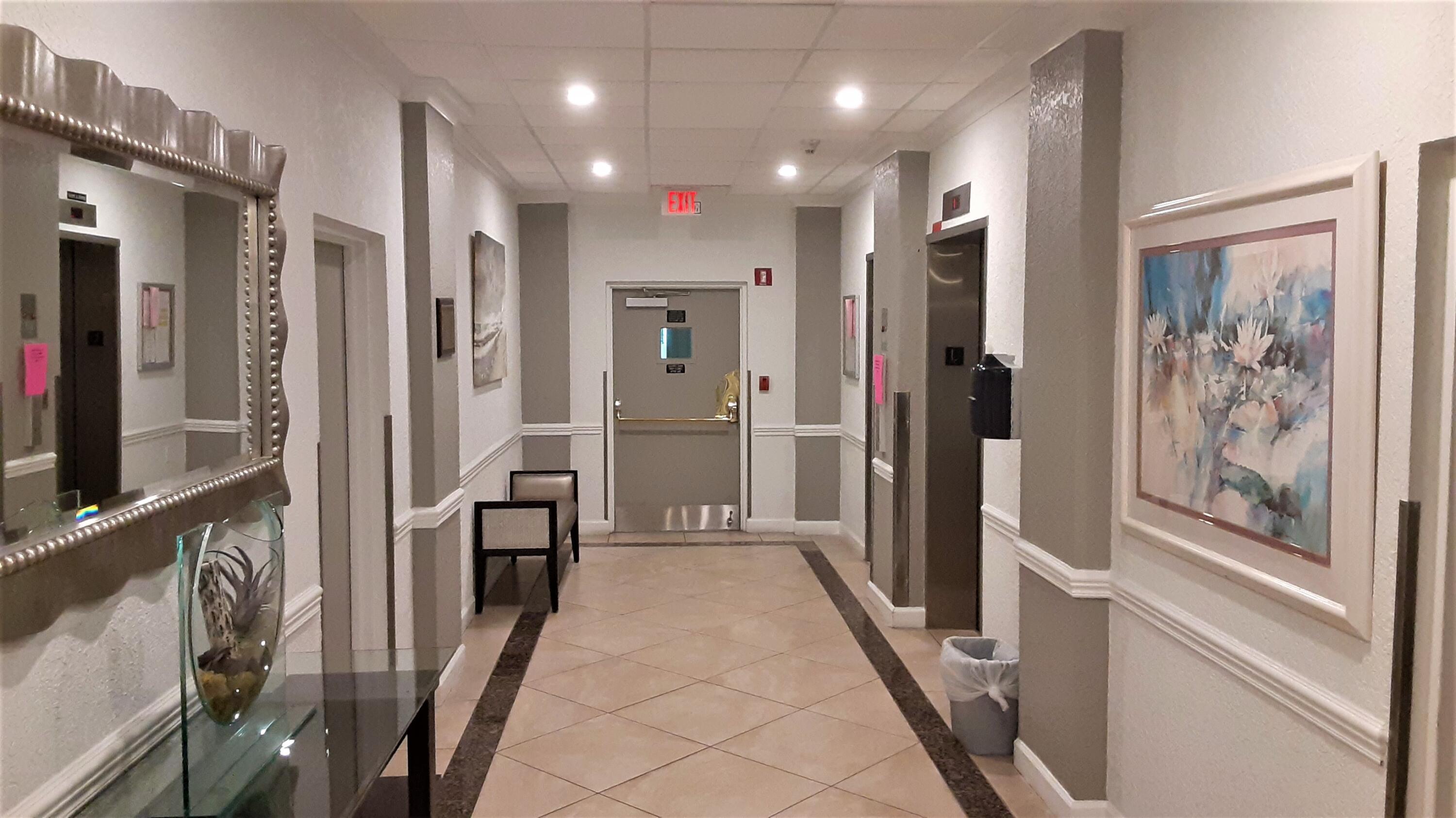 2121 N Ocean Boulevard