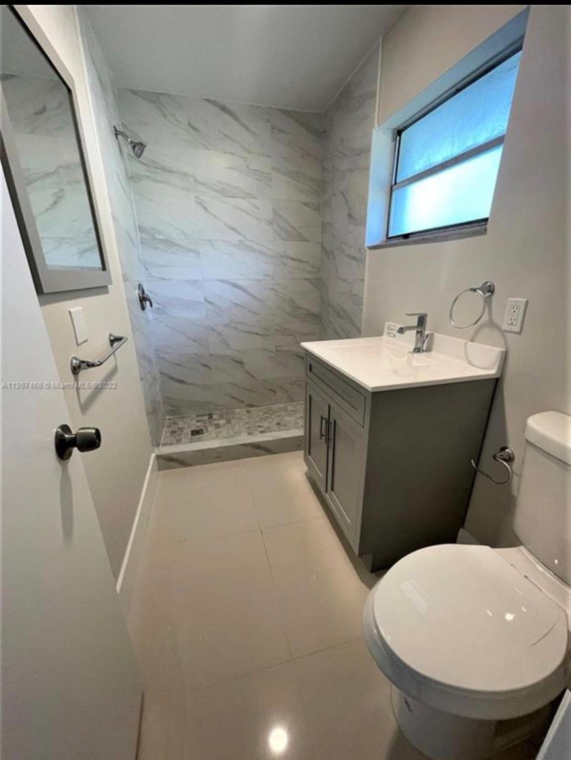 LIBERIA - Residential