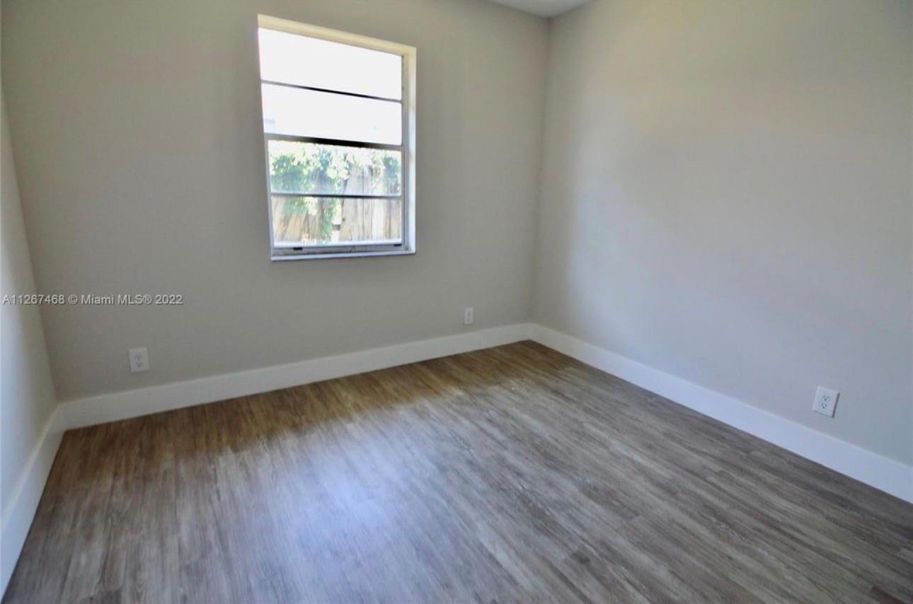 LIBERIA - Residential