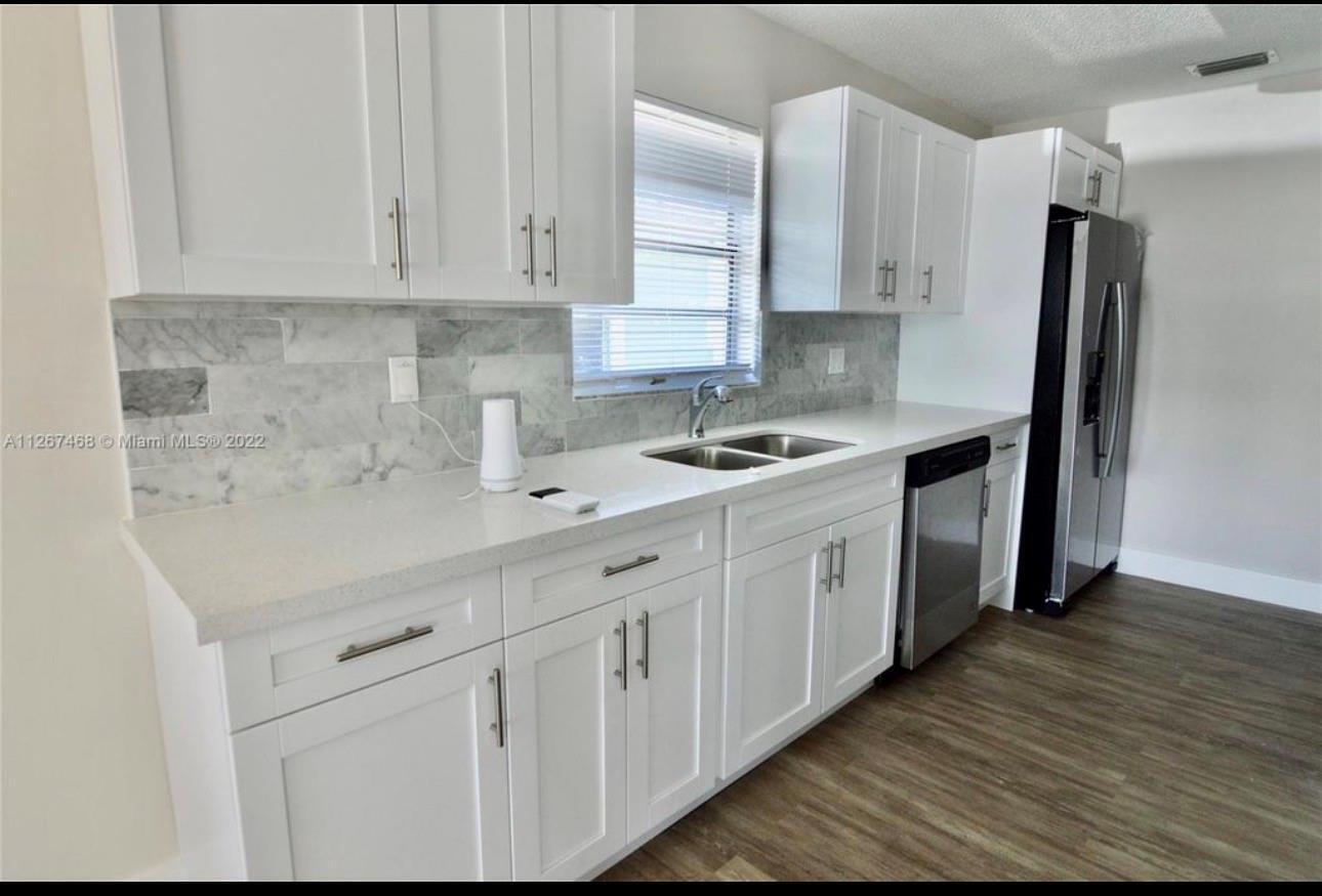 LIBERIA - Residential