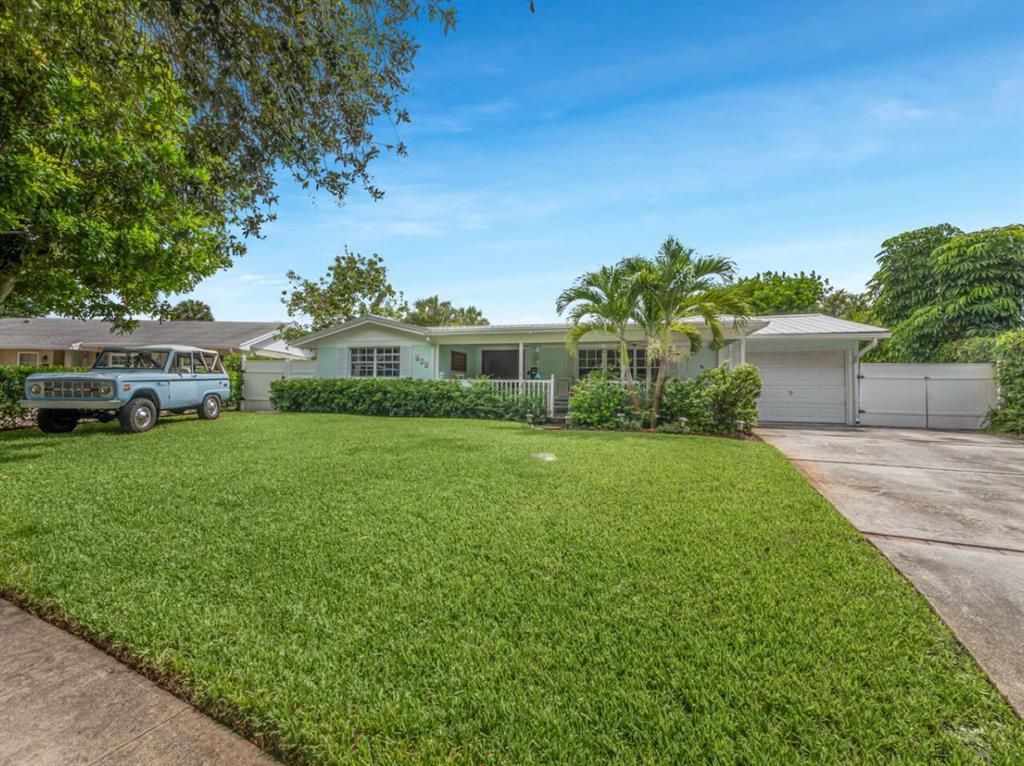 Photo of 761 Fairhaven Drive, North Palm Beach, FL 33408 (MLS # R10824326)