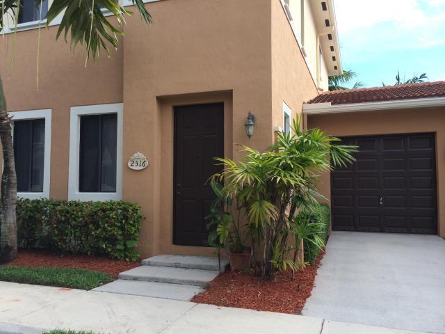 Come and see this beautiful 2 bedroom townhouse + spacious loft. This unit features granite counters, stainless steel appliances, his and hers walk in closets in master, laminate on 1st floor and stairs, carpet on 2nd floor and bedrooms, and plenty of storage!!Located directly next to the community pool!