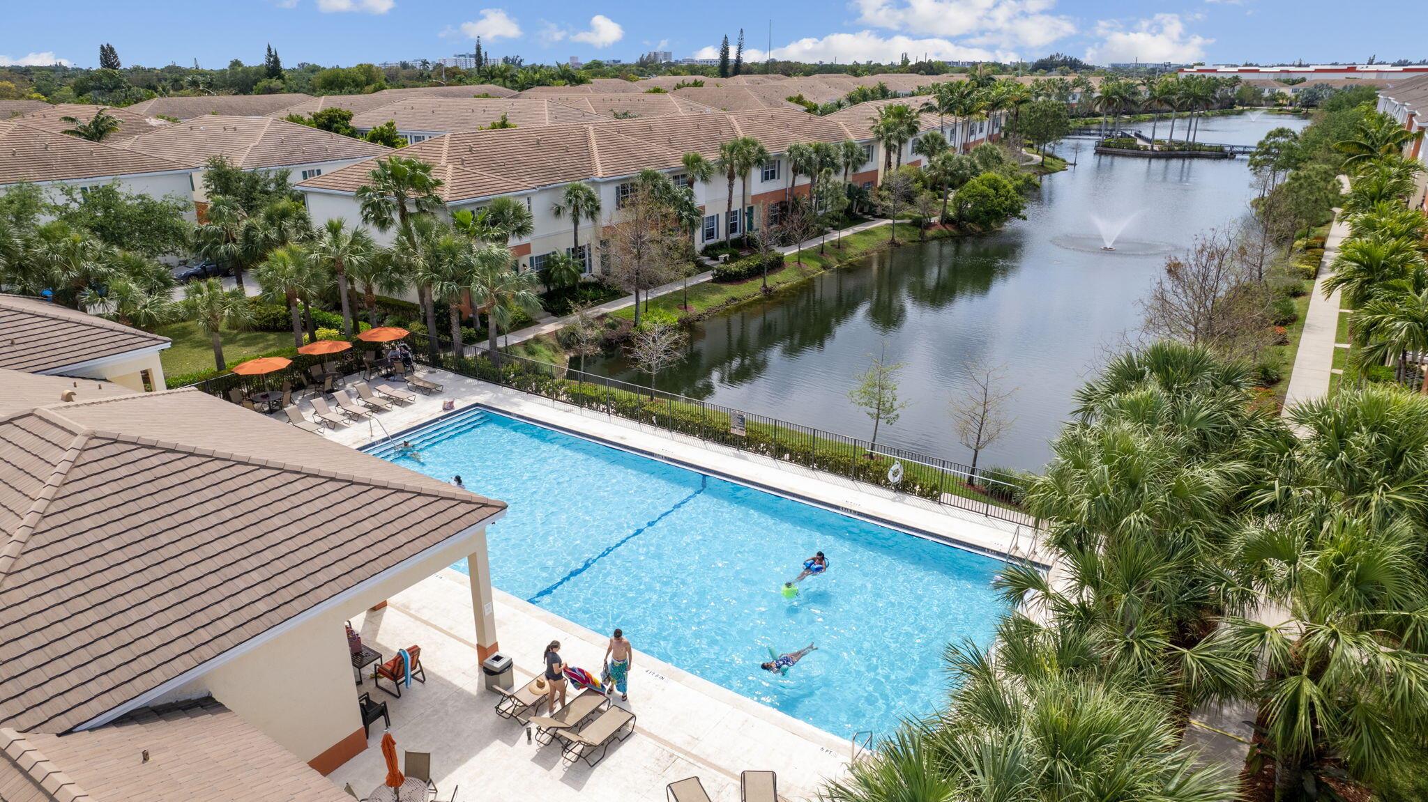 99 SW 7th Court, Pompano Beach, FL, 33060/$403,000 4 99 SW 7th Court