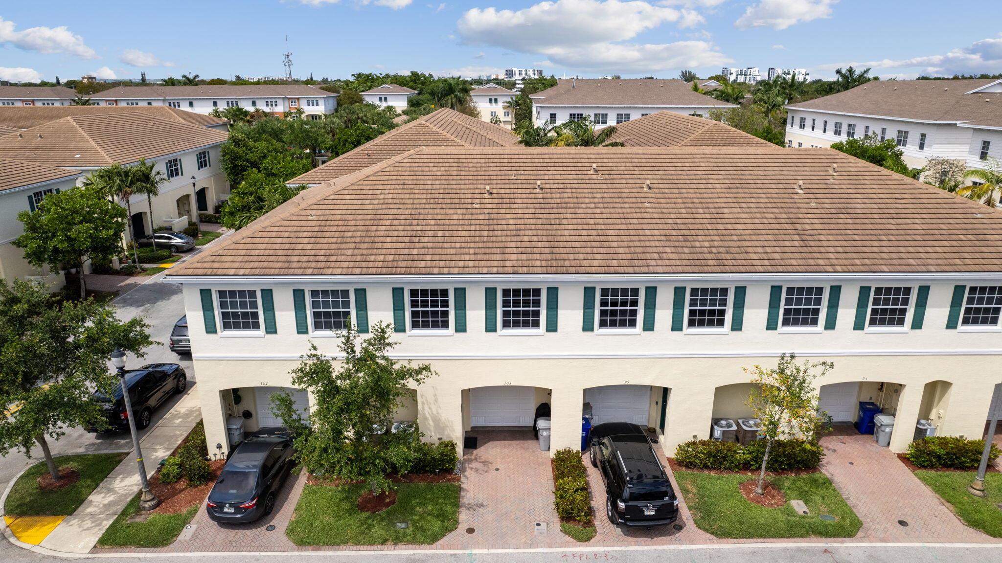 99 SW 7th Court, Pompano Beach, FL, 33060/$403,000 1 99 SW 7th Court