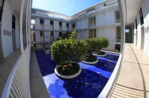 FOUR HUNDRED SO OCEAN BLV - Residential