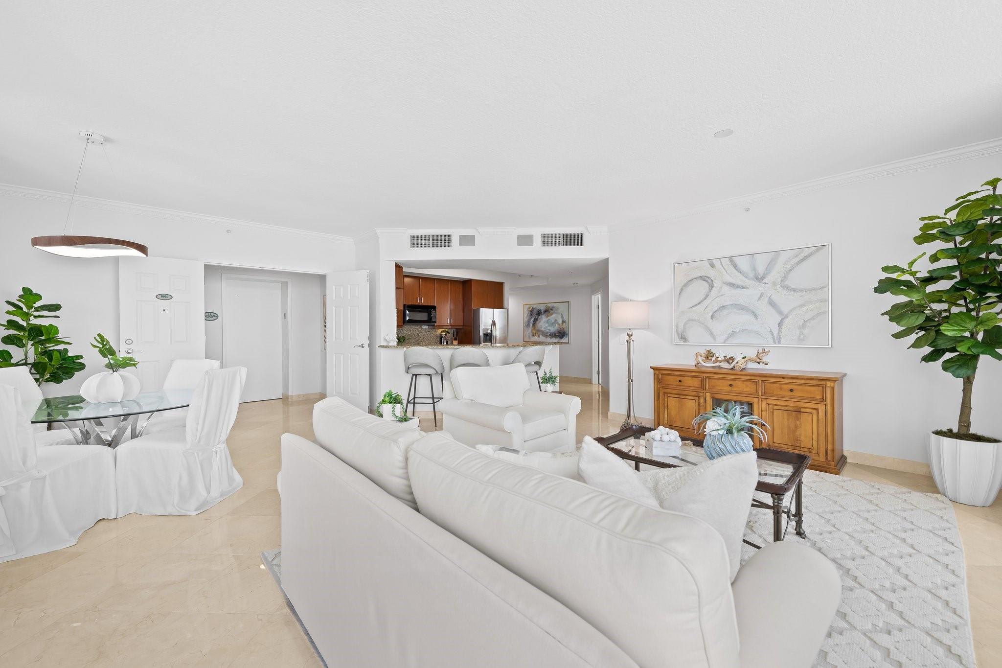 100 S Birch Rd 1605 D