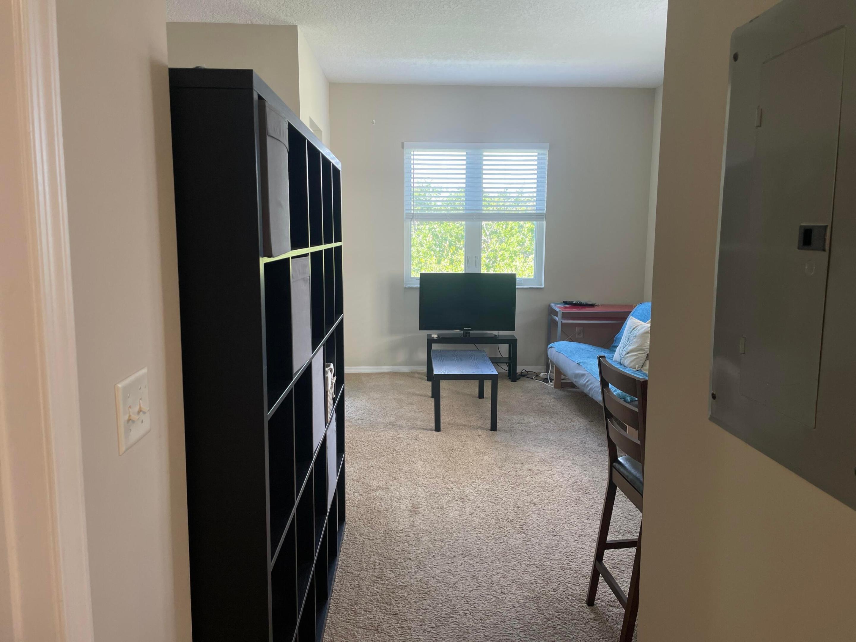 VILLAGE AT ABACOA CONDO - Residential Lease