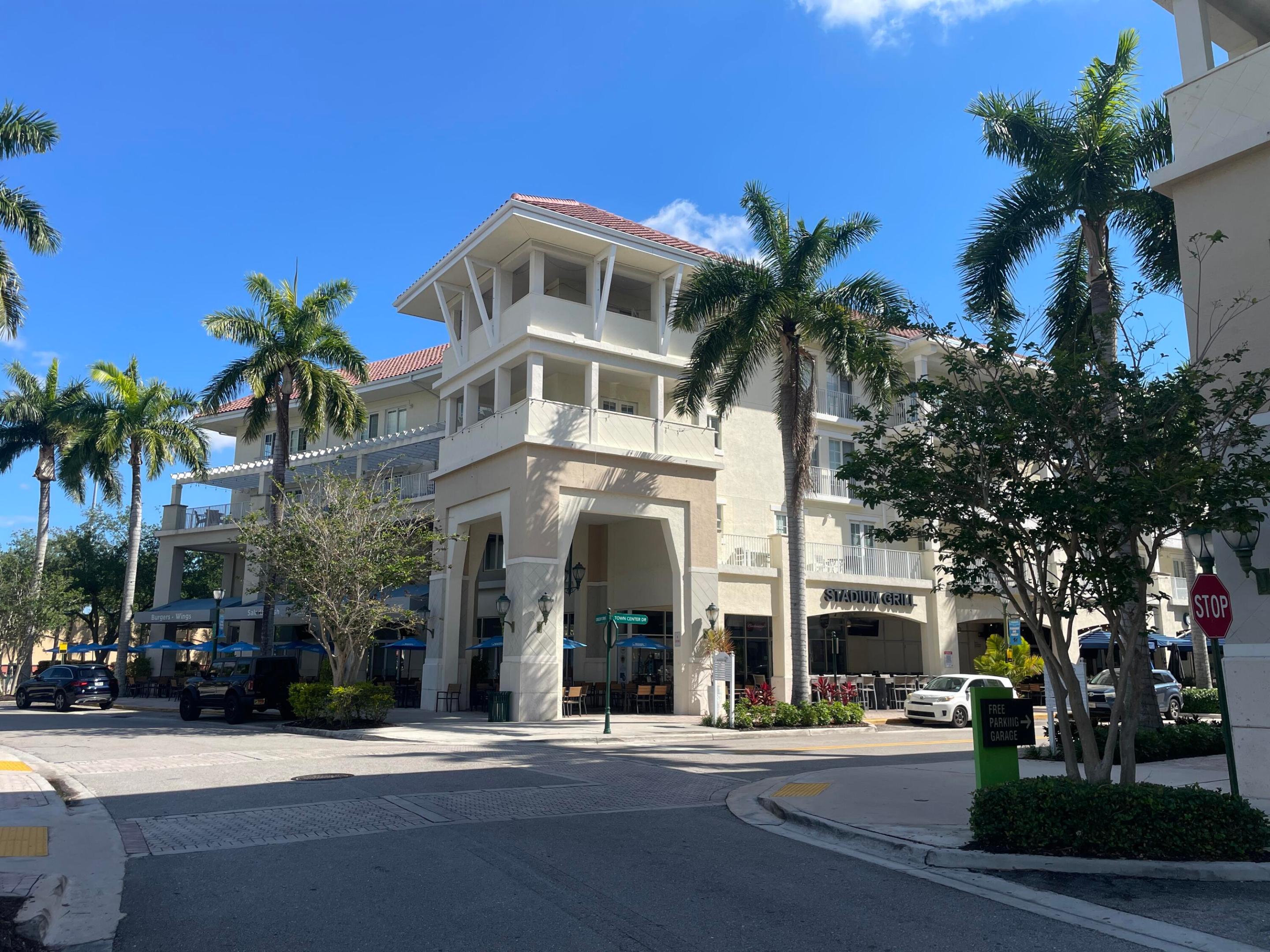 VILLAGE AT ABACOA CONDO - Residential Lease
