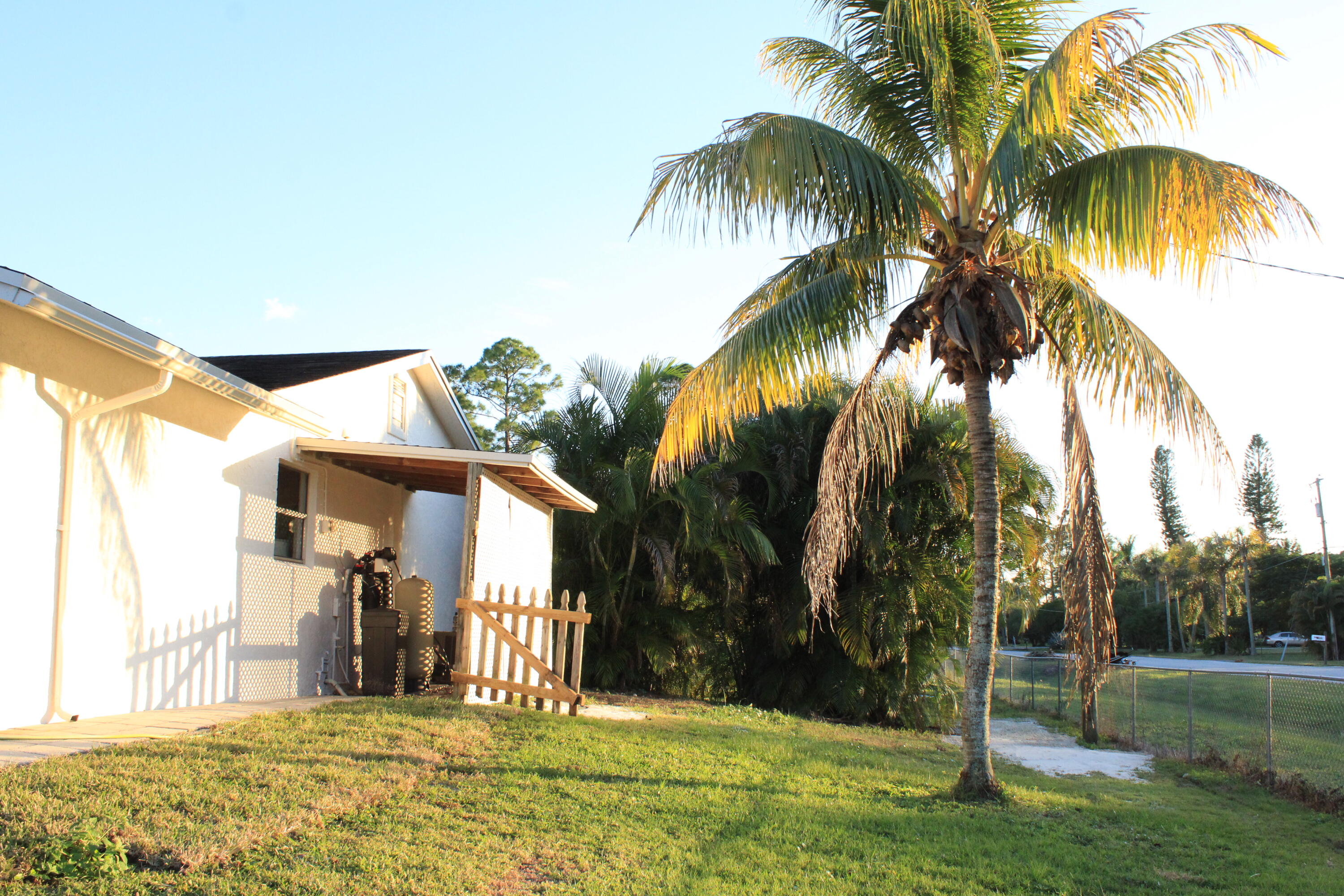 ACREAGE - Residential Lease