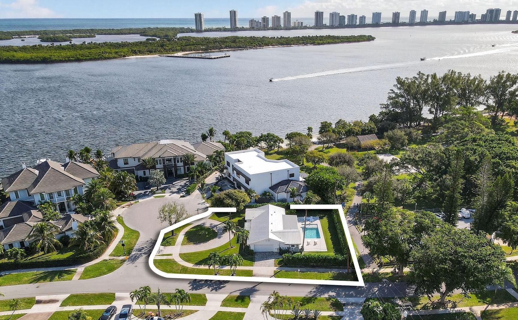 YACHT CLUB - Residential