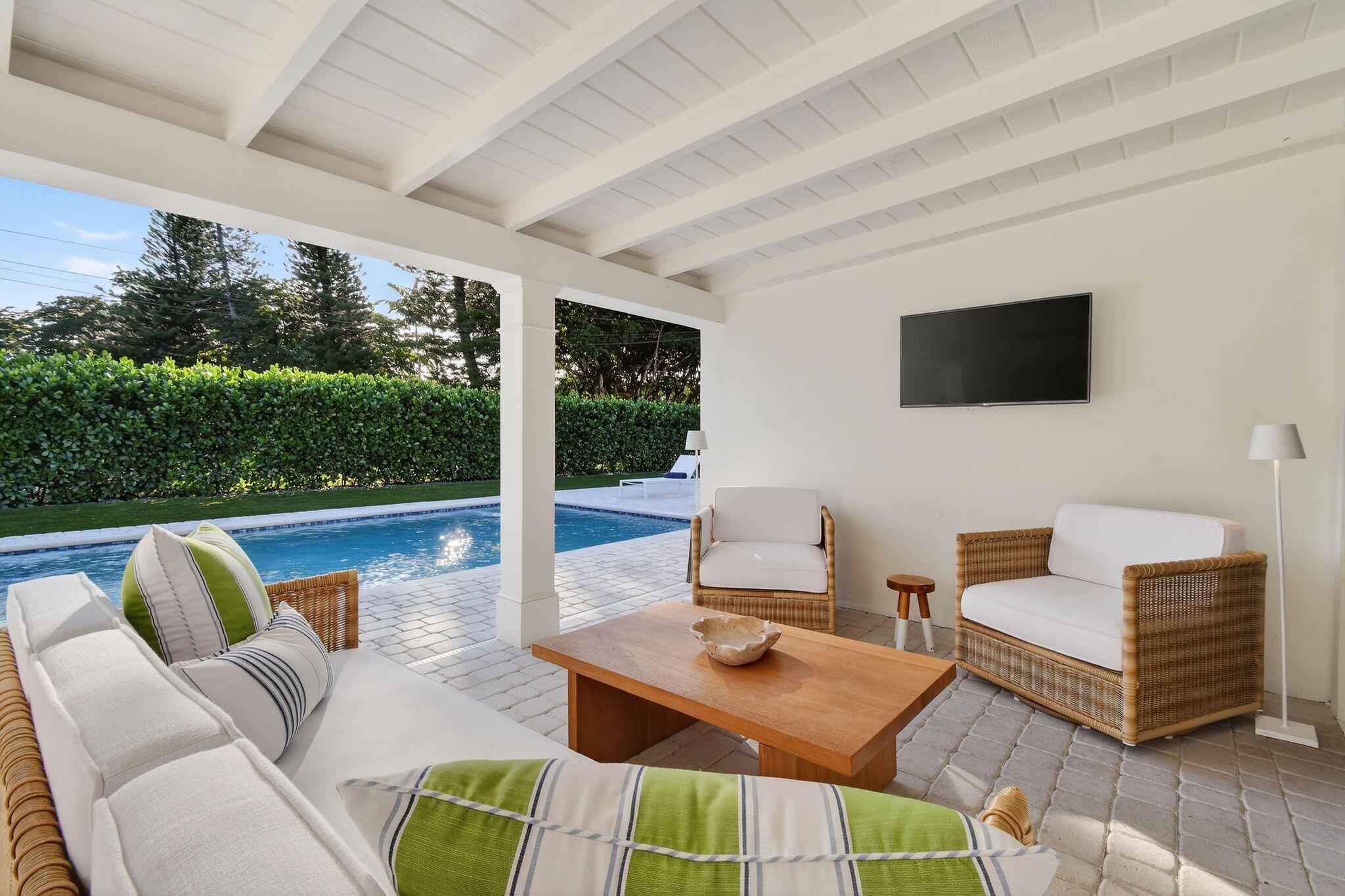 YACHT CLUB - Residential