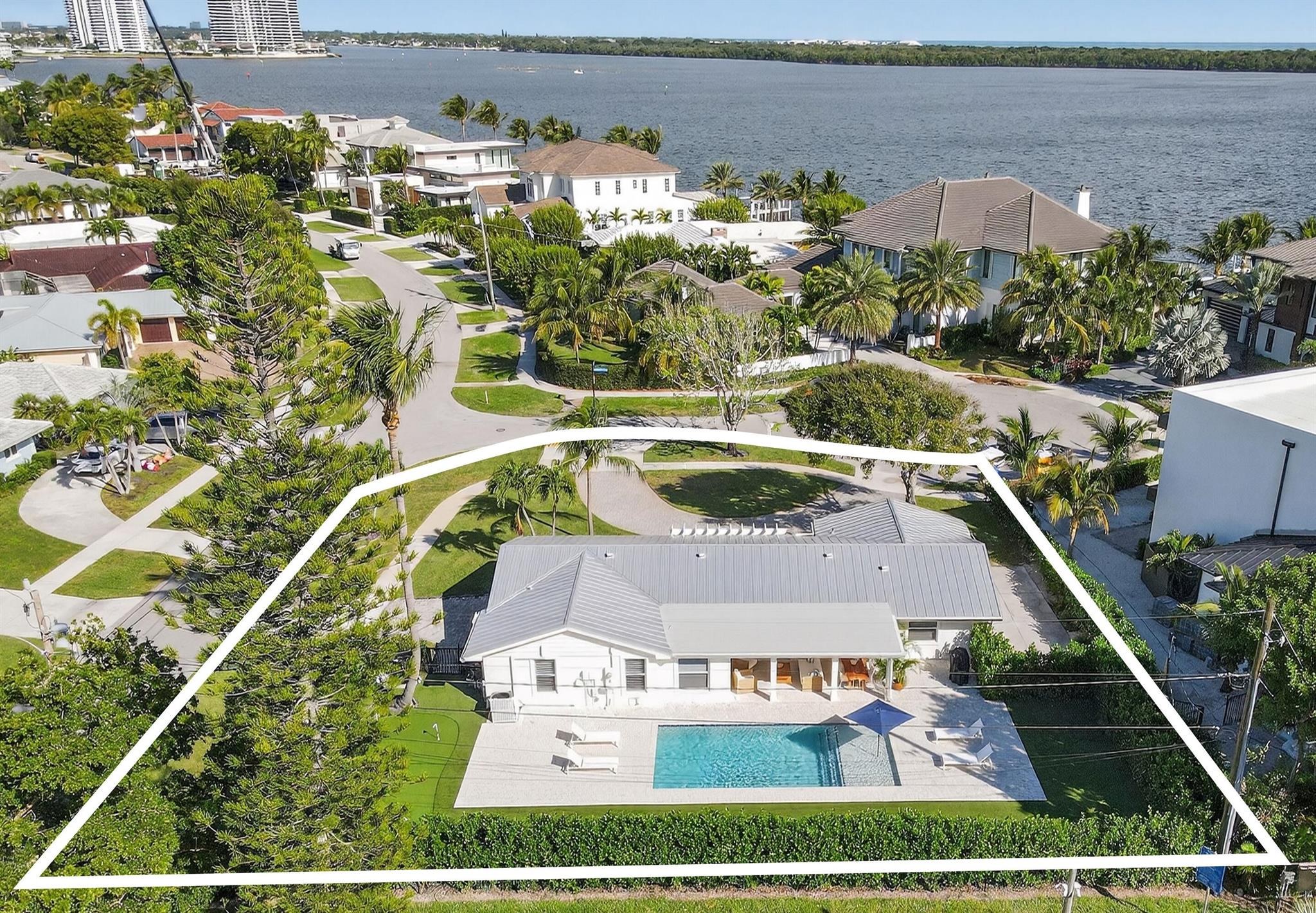 YACHT CLUB - Residential