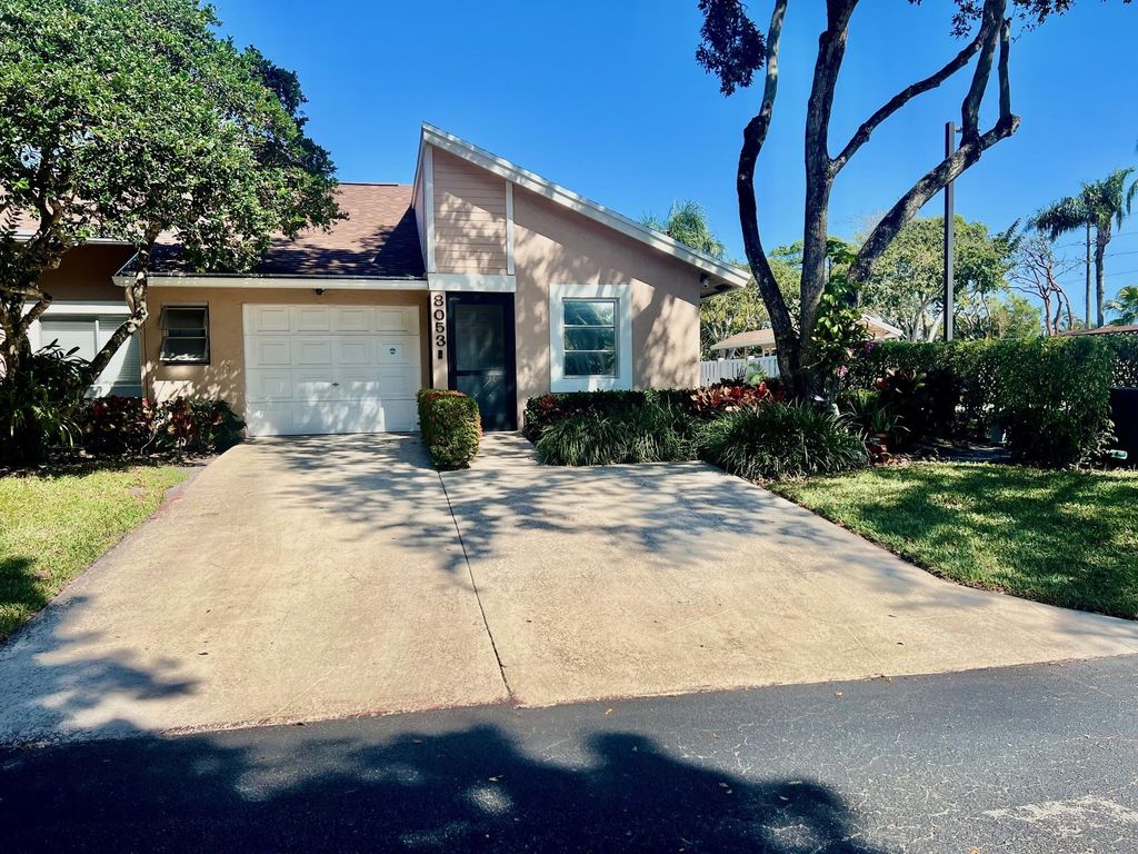 Photo of 8053 Springtree Road #8053, Boca Raton, FL 33496 (MLS # F10555108)