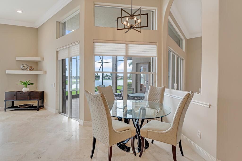 VALENCIA SHORES - Residential