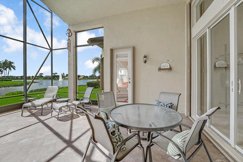 VALENCIA SHORES - Residential