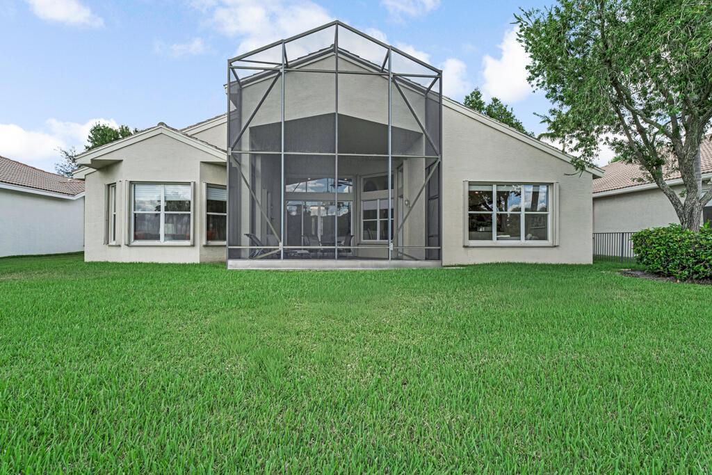 VALENCIA SHORES - Residential
