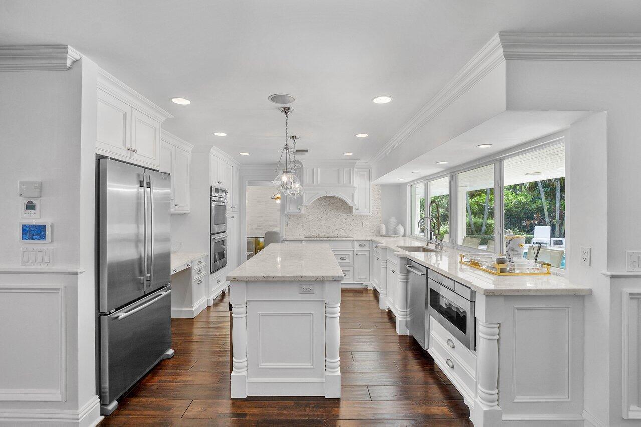 ROYAL PALM YACHT & COUNTR - Residential