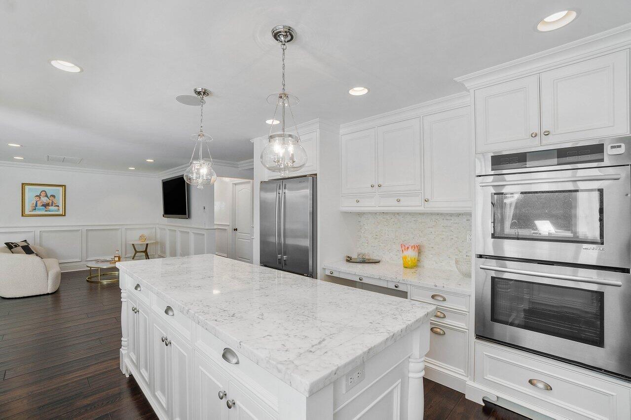 ROYAL PALM YACHT & COUNTR - Residential