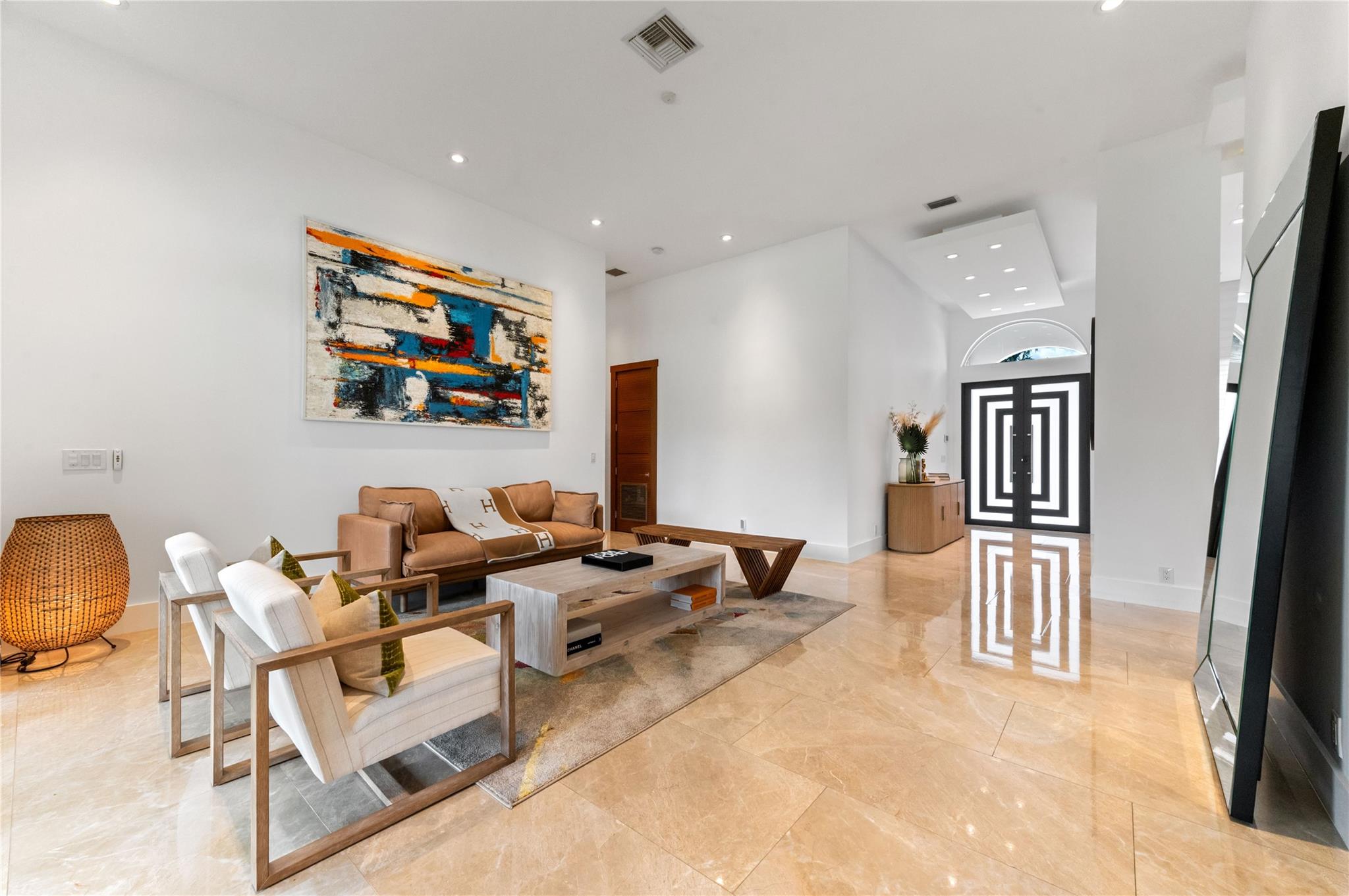 SIGNATURE ESTATES - Residential