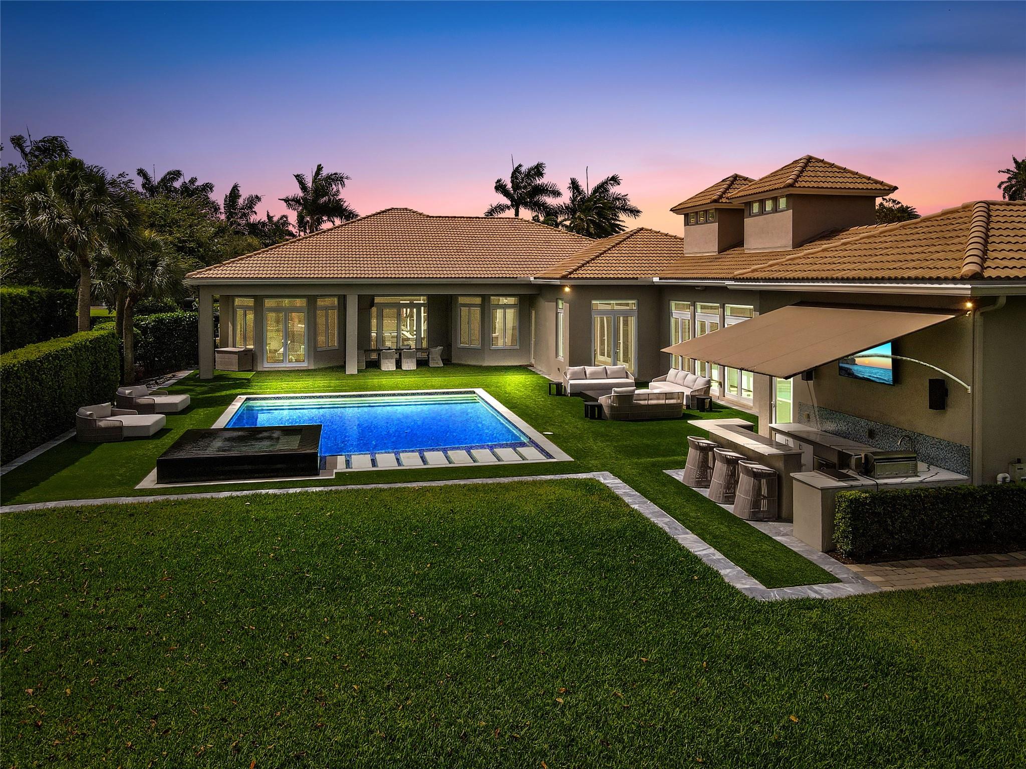 SIGNATURE ESTATES - Residential