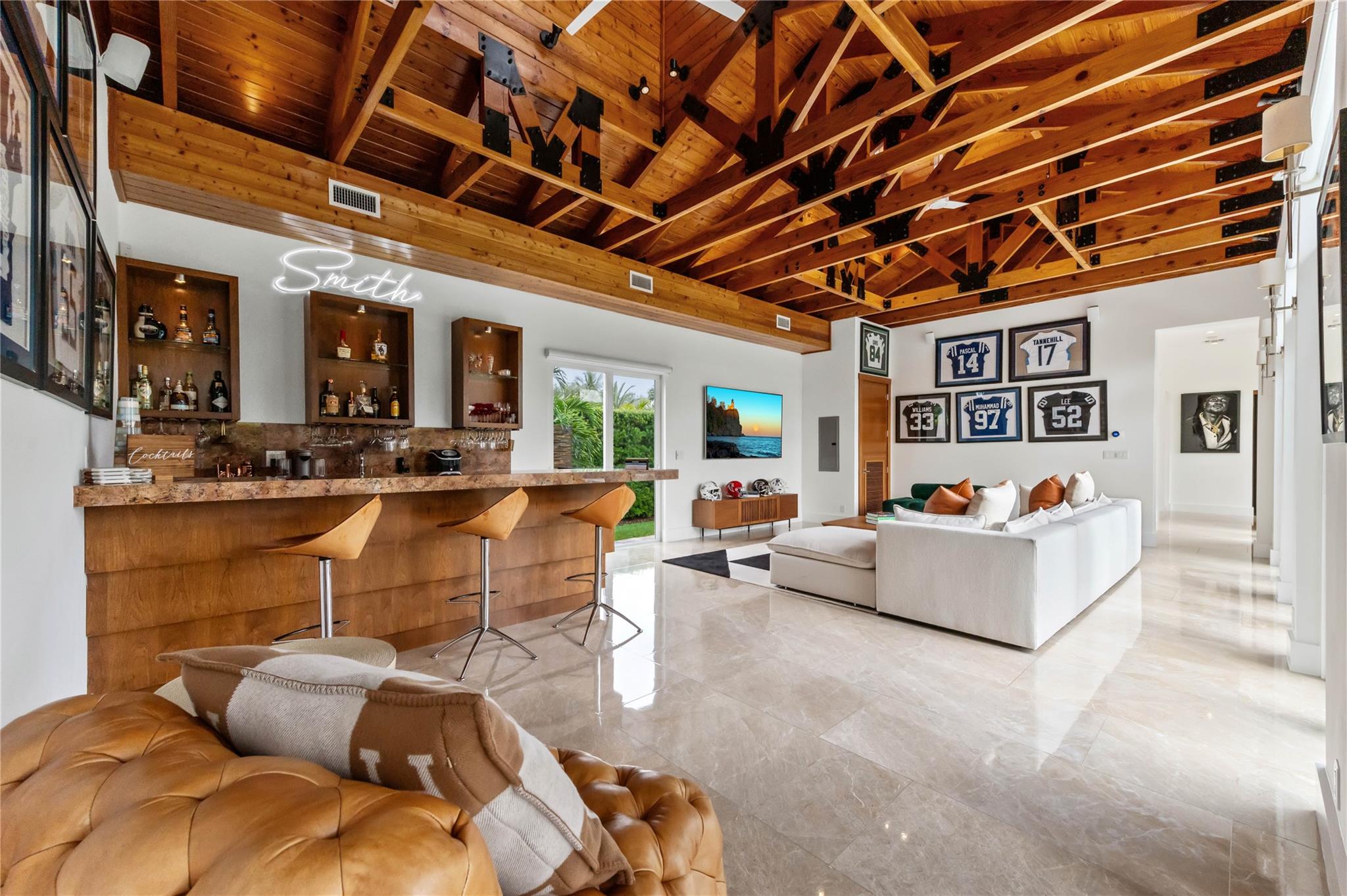 SIGNATURE ESTATES - Residential