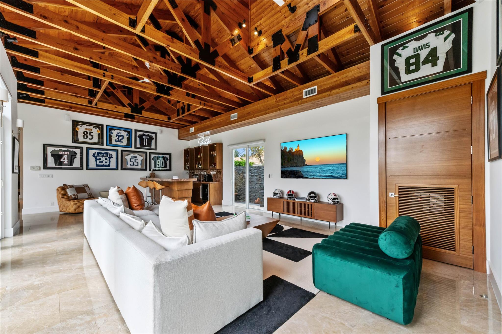 SIGNATURE ESTATES - Residential