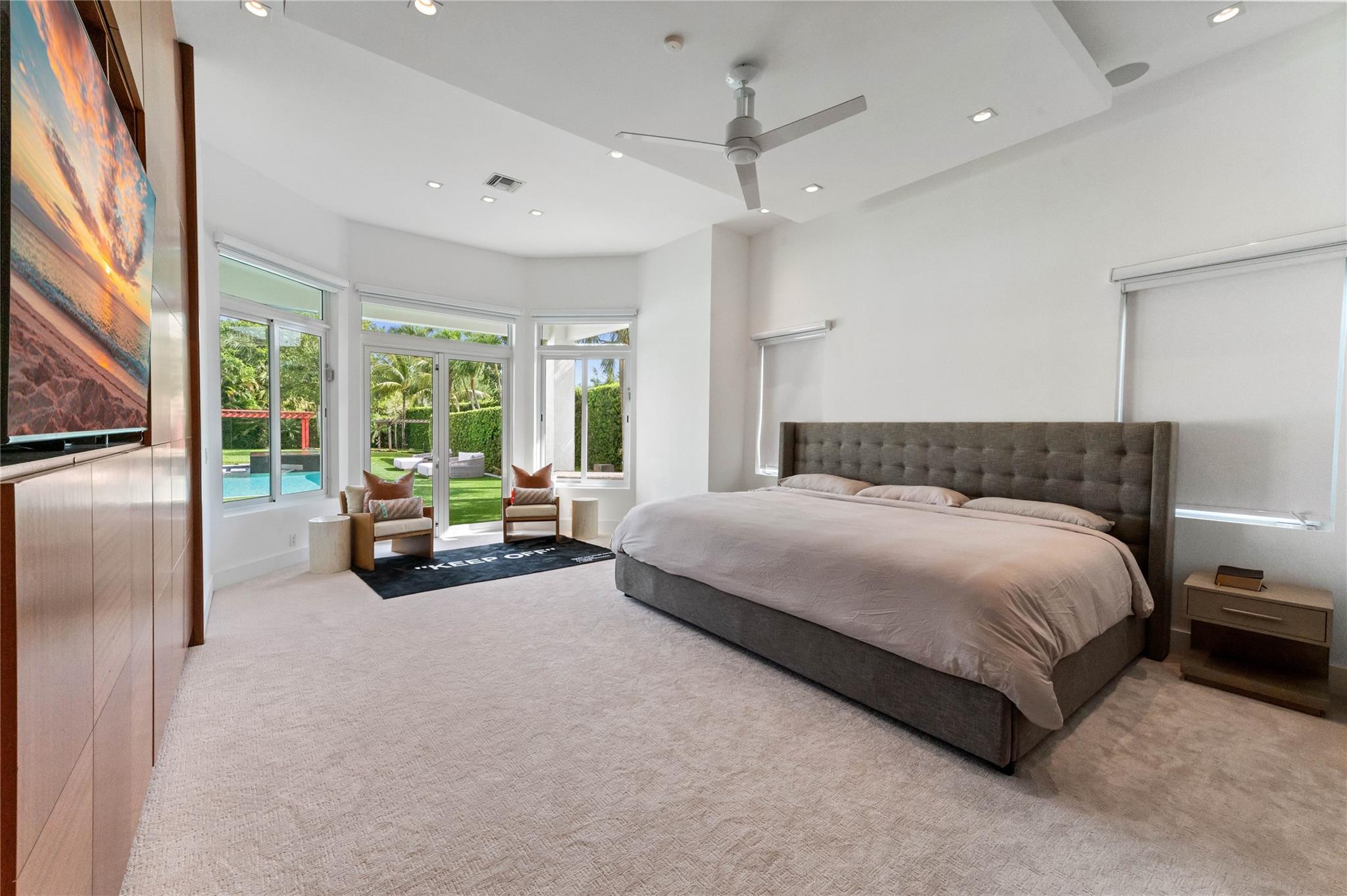 SIGNATURE ESTATES - Residential