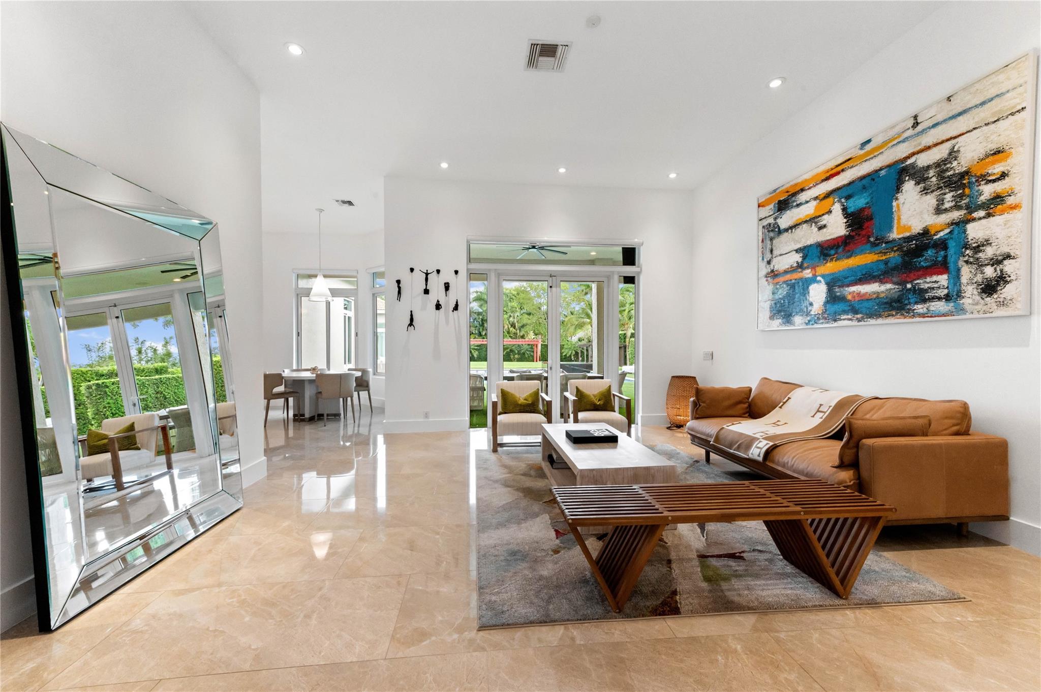 SIGNATURE ESTATES - Residential