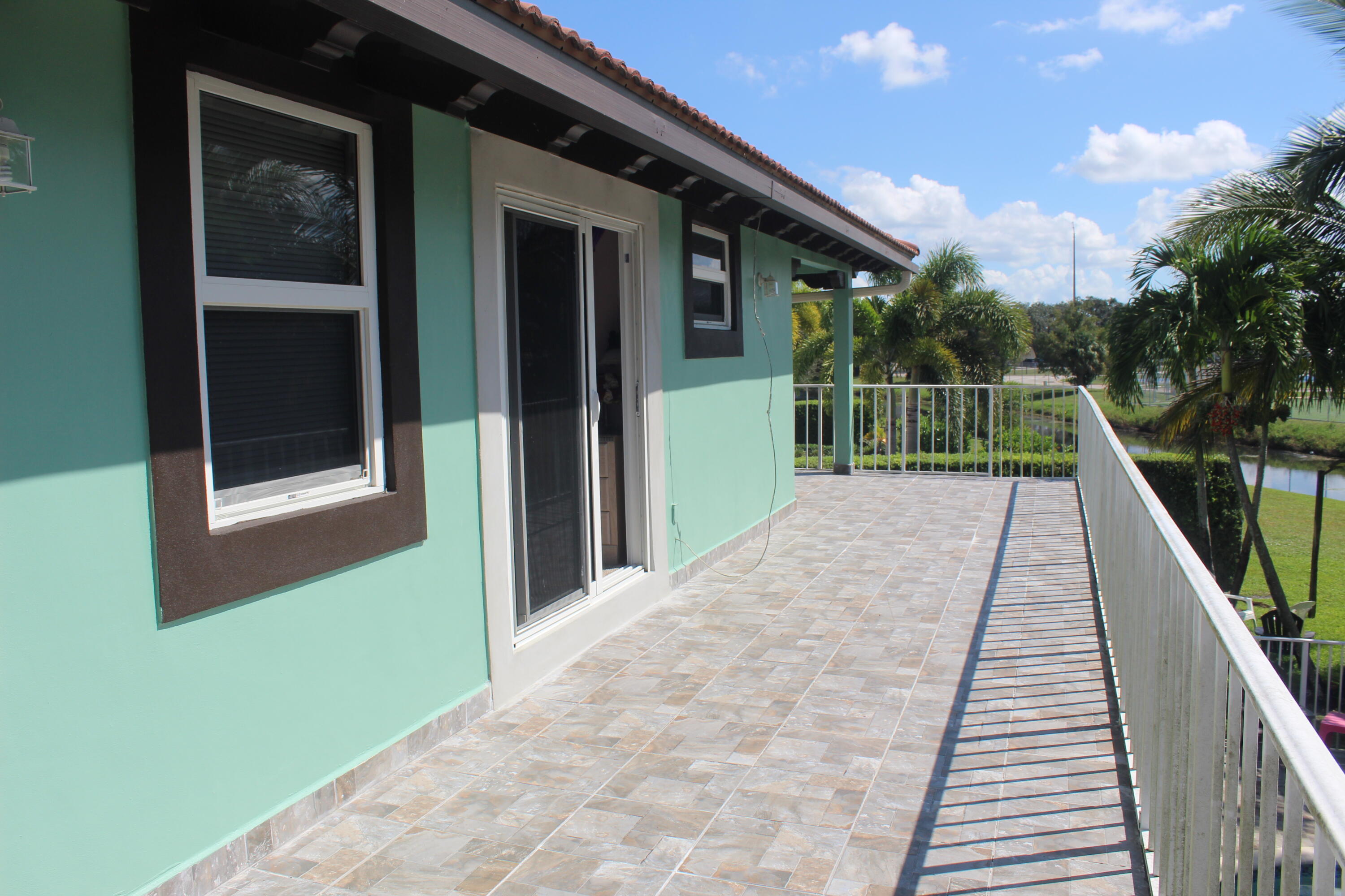 SUGAR POND MANOR OF WELLINGTON - Residential Lease