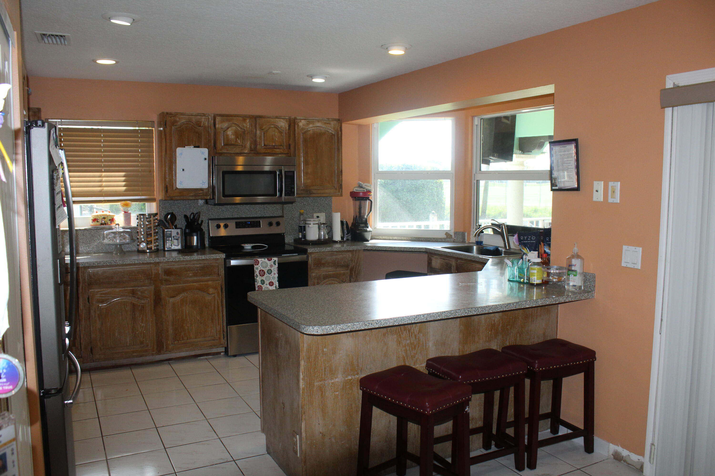 SUGAR POND MANOR OF WELLINGTON - Residential Lease