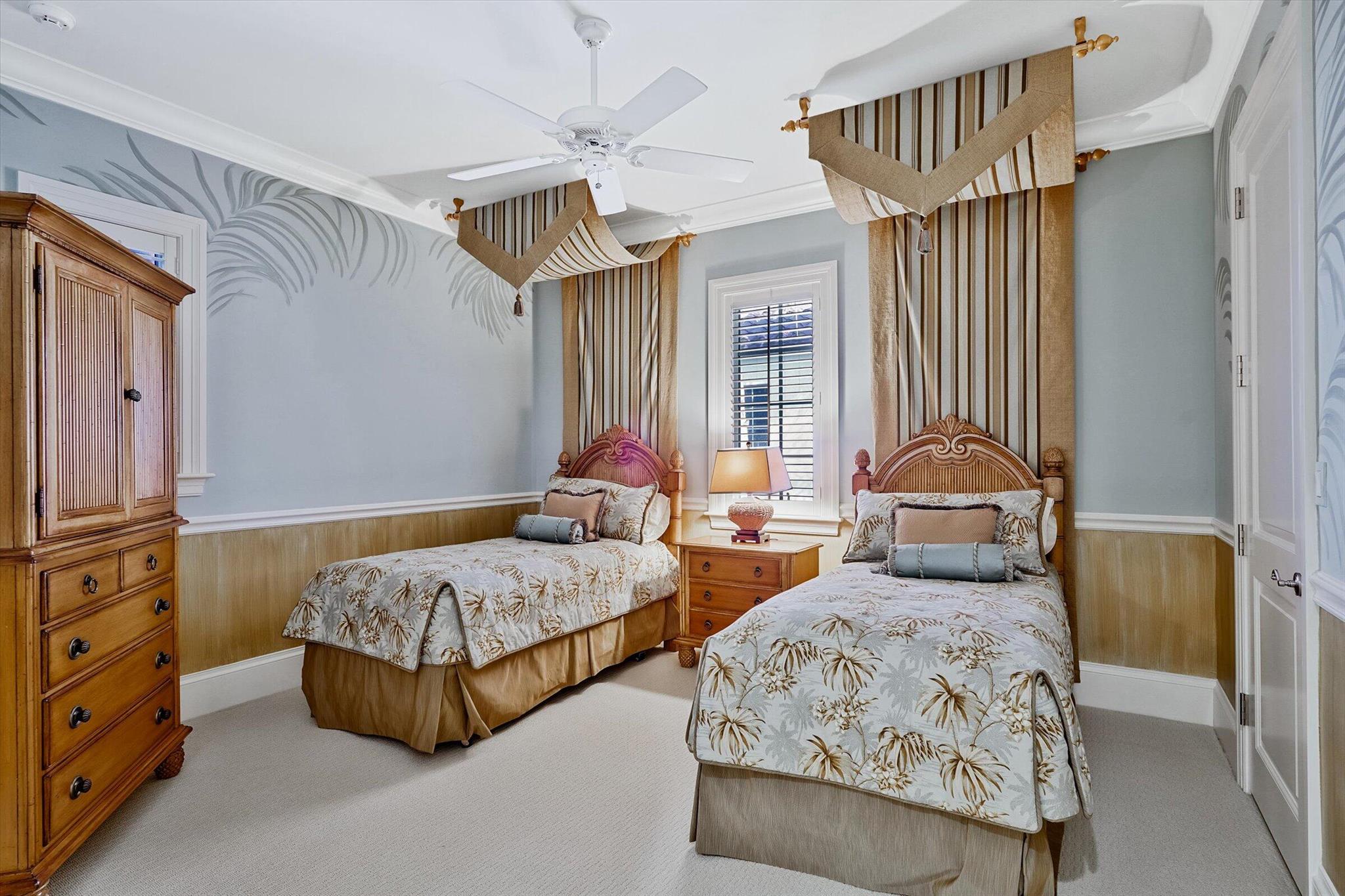 RITZ CARLTON GOLF CLUB & - Residential