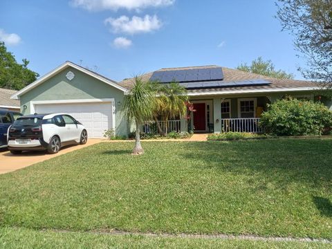 Single Family Residence in Port St Lucie FL 1719 Leafy Road Rd.jpg