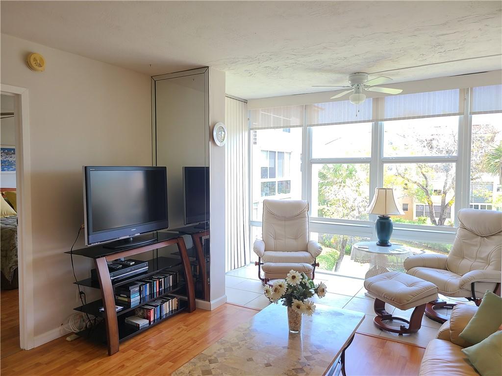 SOMERSET H - Residential