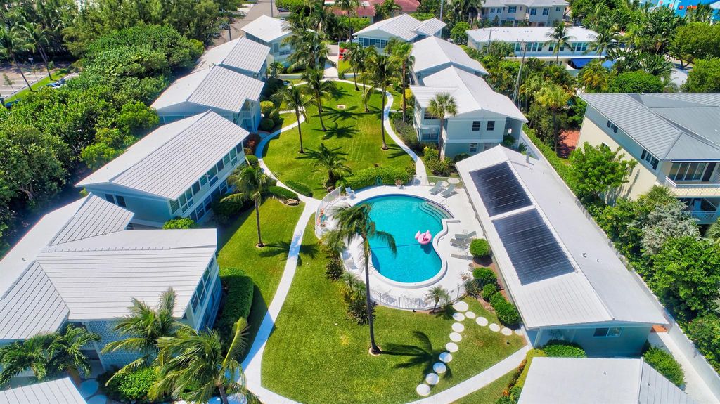 Photo of 320 S Ocean Boulevard #L-Q, Delray Beach, FL 33483 (MLS # R11092032)