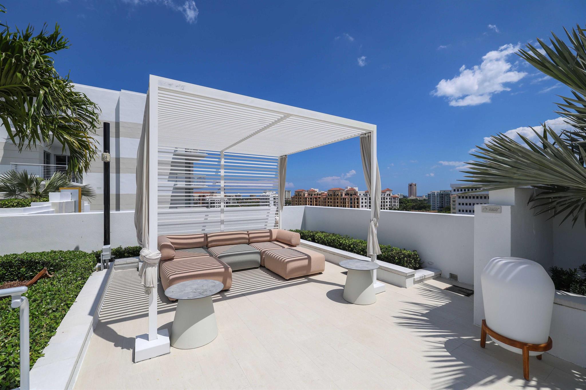 TOWER 155 CONDO - Residential