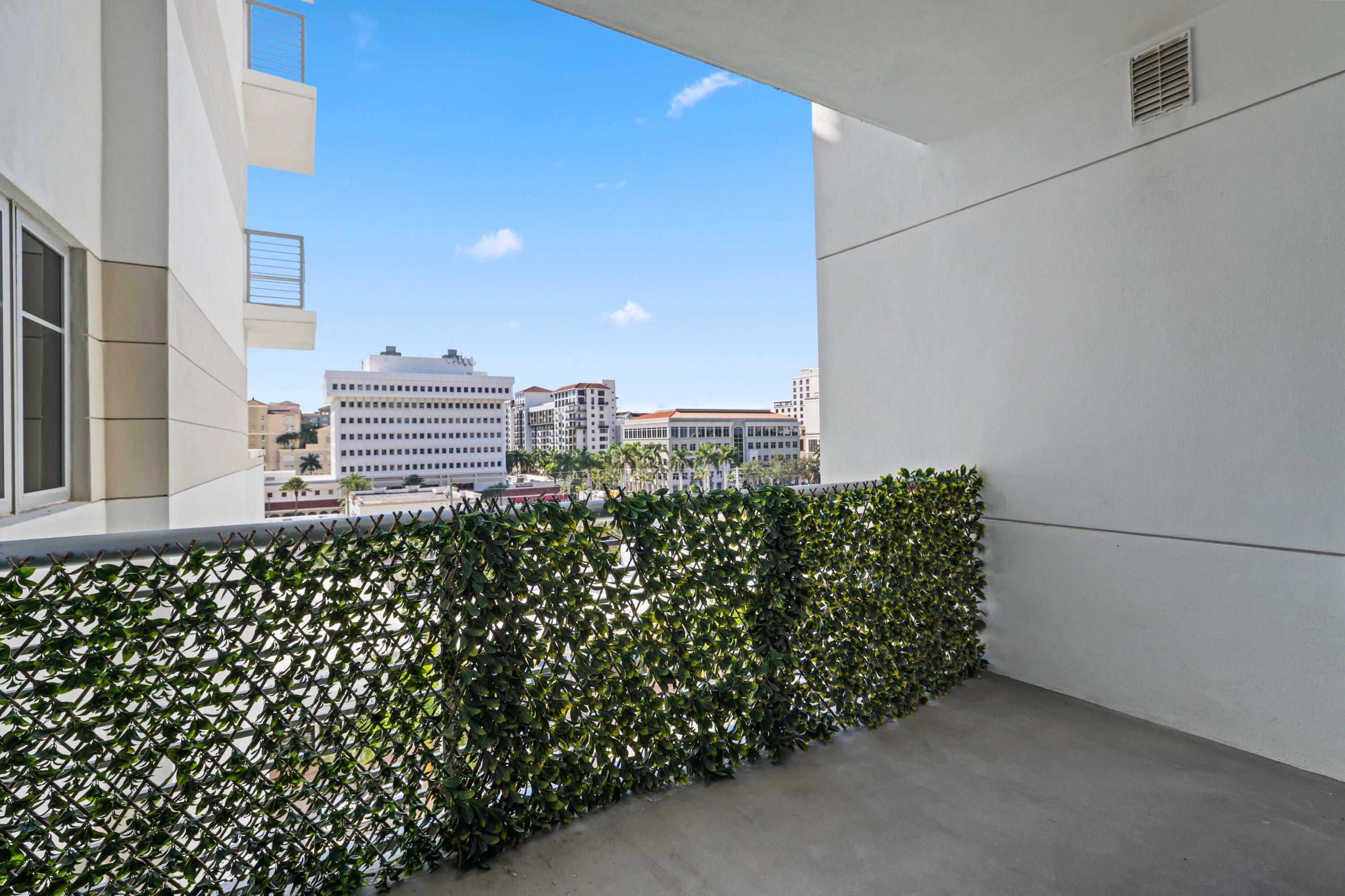 TOWER 155 CONDO - Residential